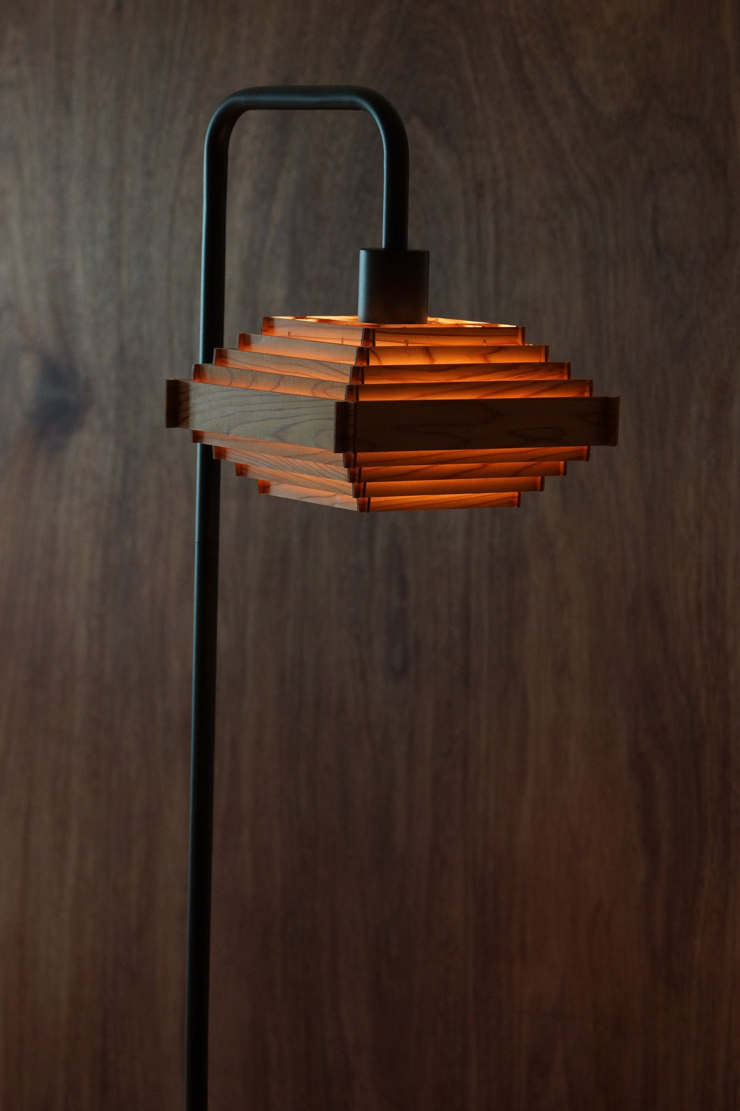 夢淡灯Living Floor Light 「Straight」
