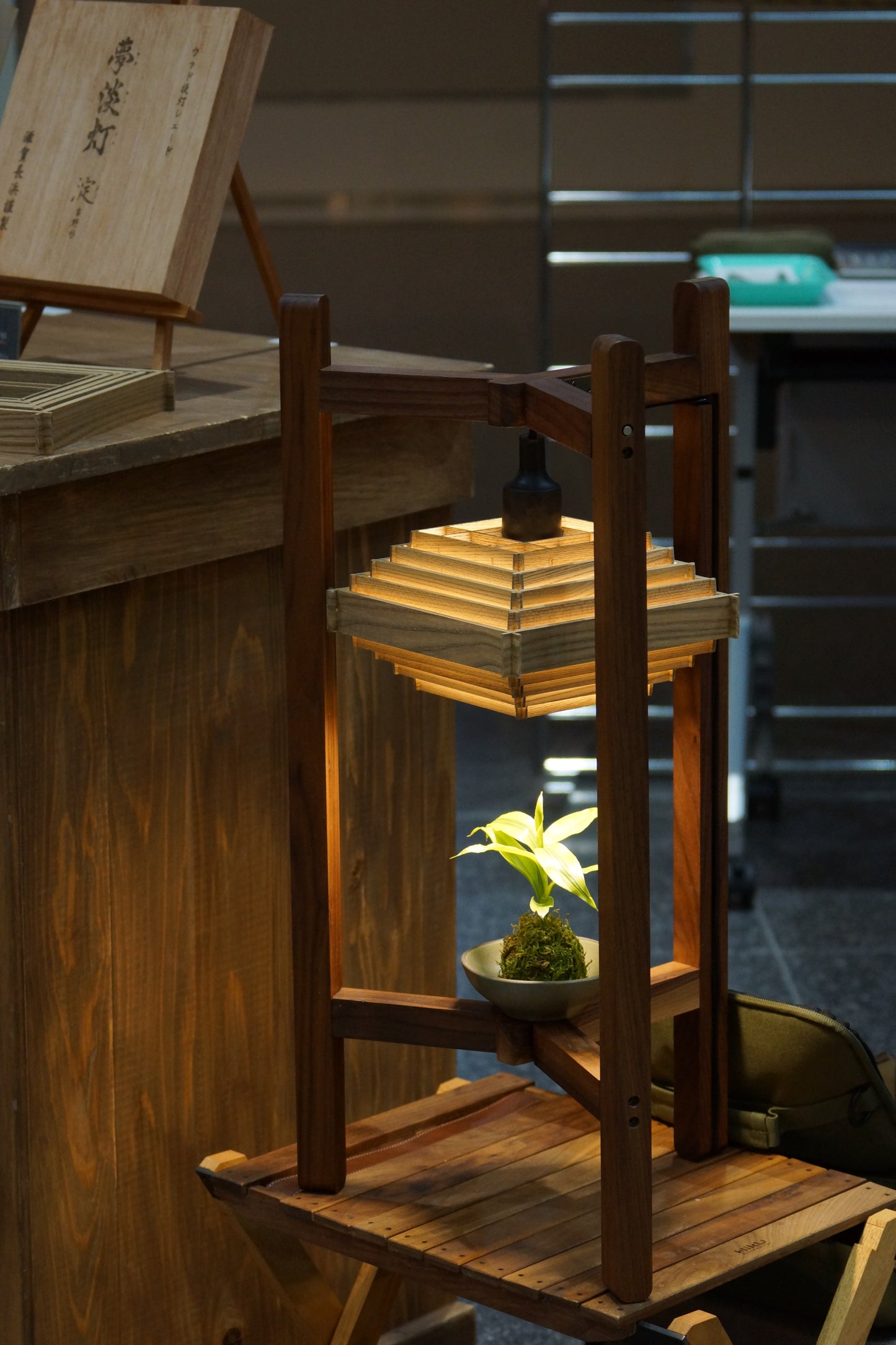 夢淡灯Living Floor Light 「庭園灯」