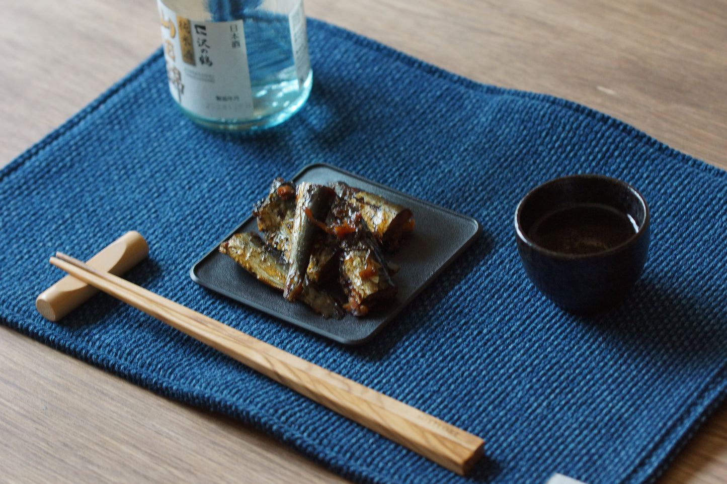 刺し子膳敷物　　　　　　  湖鏡-kokyou-